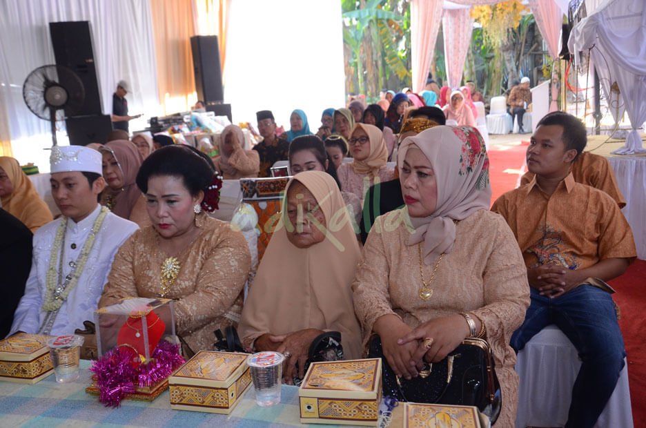 Cara menentukan ukuran tenda untuk 200 tamu